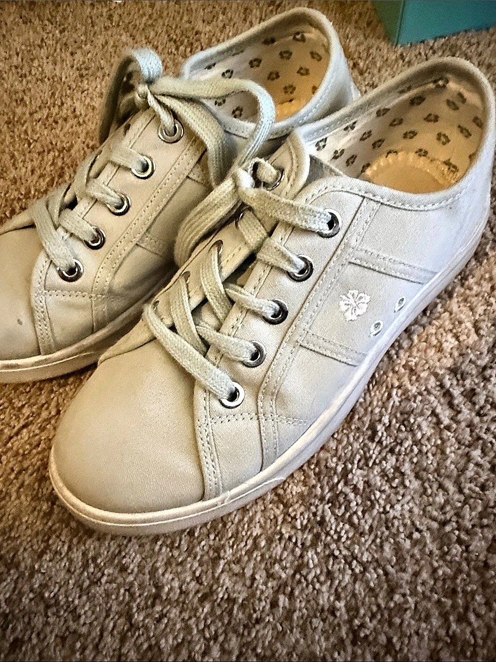 Tommy Bahama Women's Casual Sneakers in White